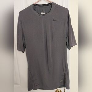 Nike Pro  Dri-fit Mens Fitted T-Shirt Medium